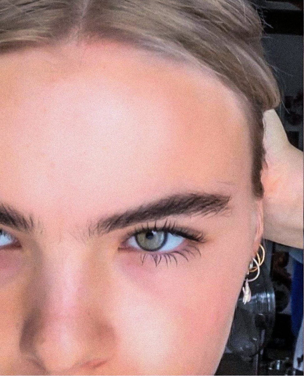 beneelove's tweet photo. Admiren ese ojo ✨ @BENEEMUSIC https://t.co/WX4EshQFUl