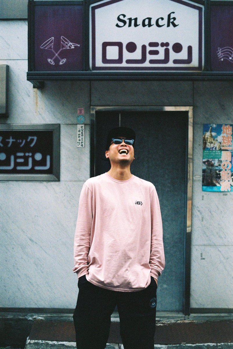 k_hosomi's tweet image. 【お知らせ】
VolcomStoreNagoya6周年◎
みんなと共有したいって気持ちは変わらない！今回は特別にWEB STORE @REGULATOR_WEB にて1万円以上のお買い物で1枚プレゼントさせてもらいます！備考欄にサイズ希望を書いて下さいね！
28日18:00スタート
200着限定
#volcomstorenagoya6th #regweb #volcom