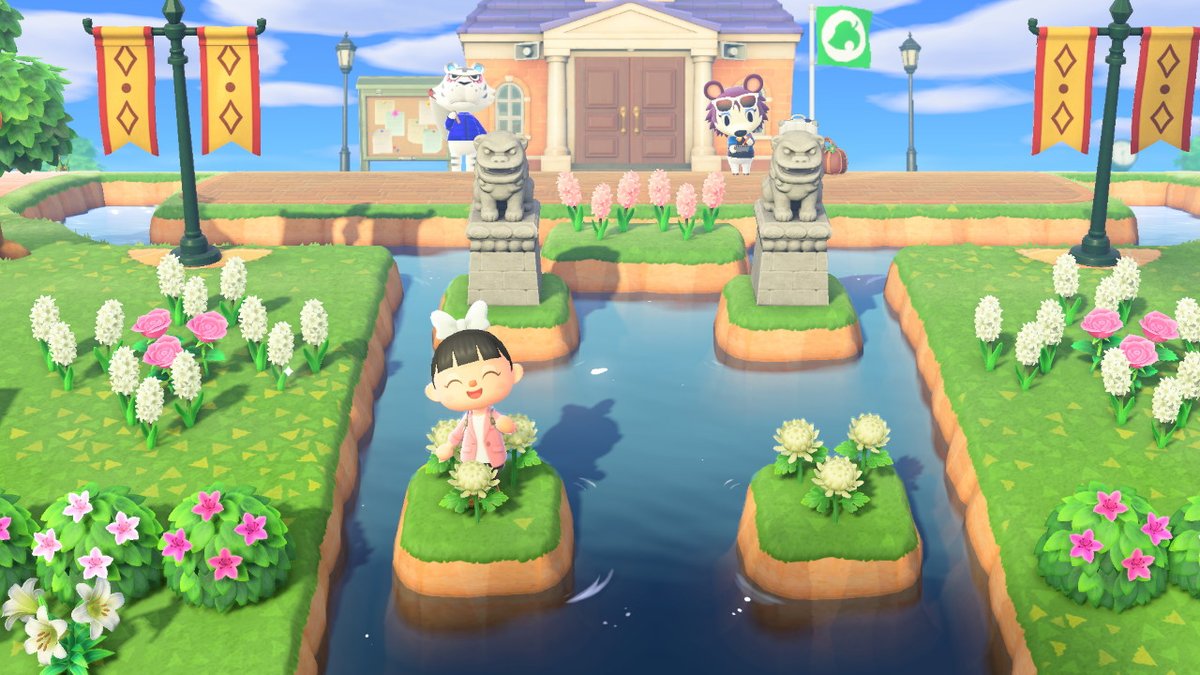 Teii's tweet photo. Welcome to Rapture! An Amsterdam inspired town with waterways and bikes galore. #AnimalCrossing #ACNH #NintendoSwitch https://t.co/hJOVHAU3nC