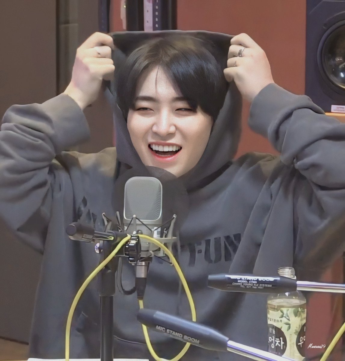 mafiamafia333's tweet photo. หลงรักรอยยิ้มน้องยองแจ
#youngjae https://t.co/DbWVmQdLLN