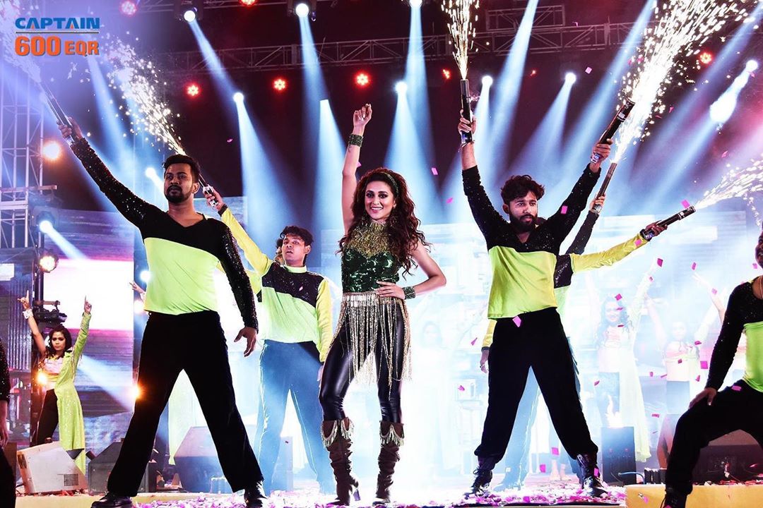 MimiCFanForever's tweet photo. @mimichakraborty @captaintmtsteel ....
🔊🔊🔊🎼🎼🎼🎼🎶🎶🎶🎶🎶.... https://t.co/Yn7ljBo3X8