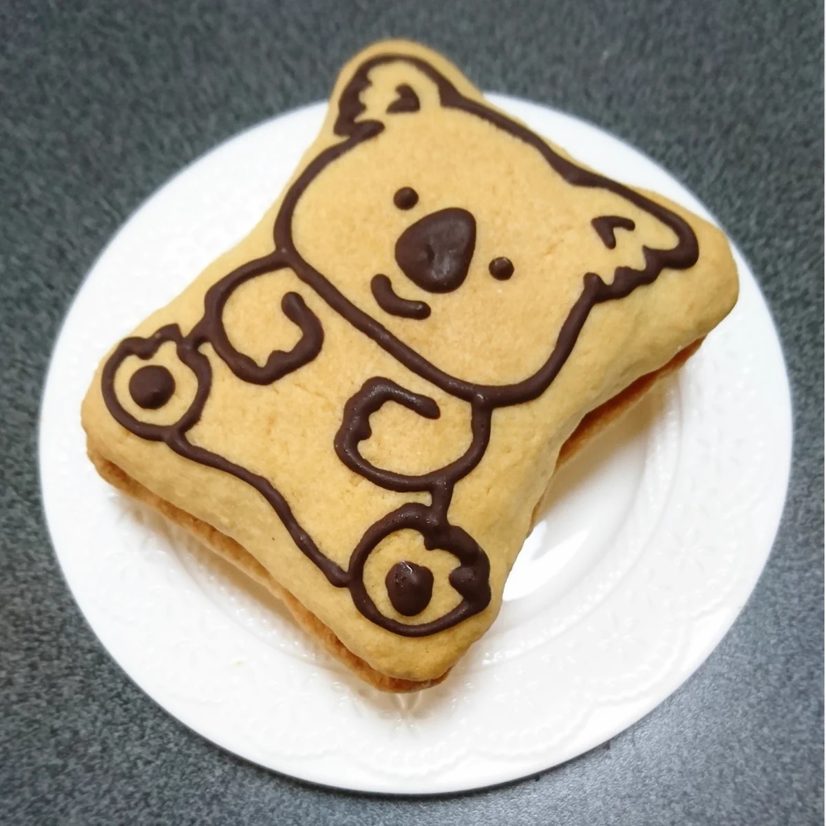 すごい！コアラのマーチの中にコアラのマーチ！？【どちらも食べられます！！】