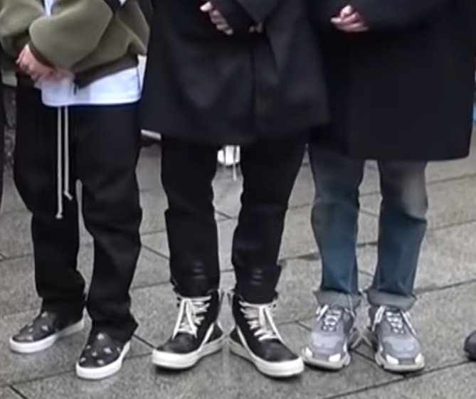 ねむいさん Snow Man 私服 ブランド 個人的趣味での 特定です 佐久間 靴 Gucci パンツ Rick Owens 岩本 靴 パンツ Rick Owens 渡辺 靴 Balenciaga Snowman