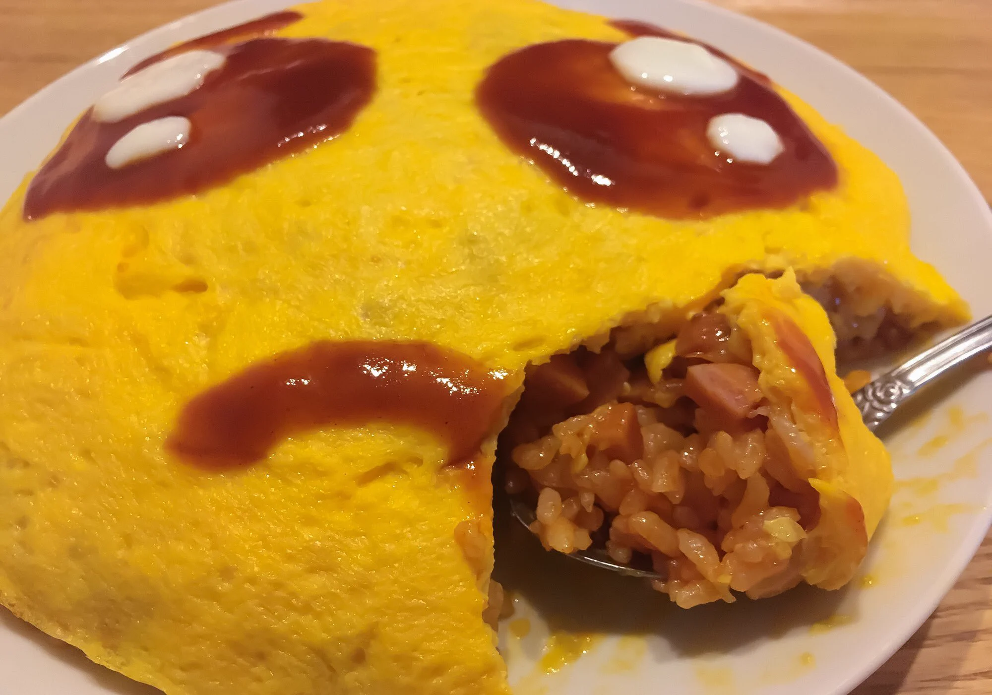 センスがいいオムライス！！可愛くて食べるのも楽しくなる！！