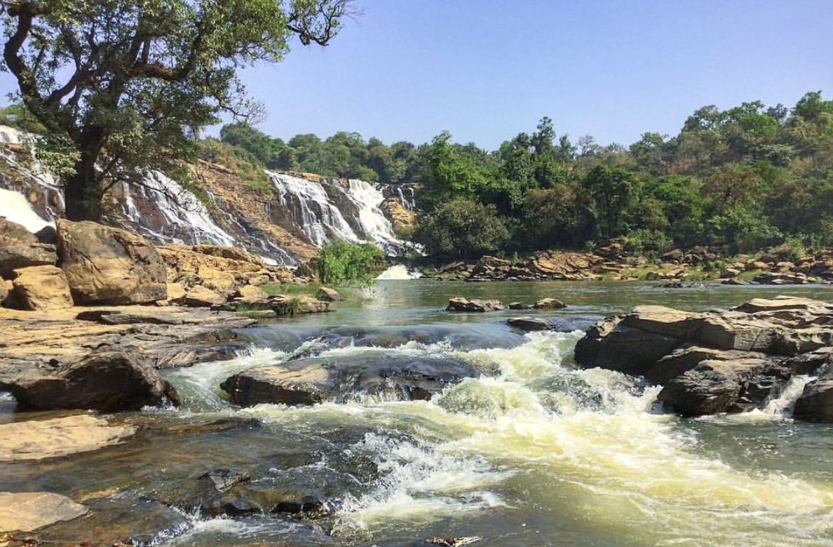 Gurara Falls, NigerThis waterfall is one of the most popular tourism destinations in Nigeria and is the most popular waterfall attraction in the country. It is located in Niger State about two hours from Abuja. It is 30 ft in height and about 200 meters wide.