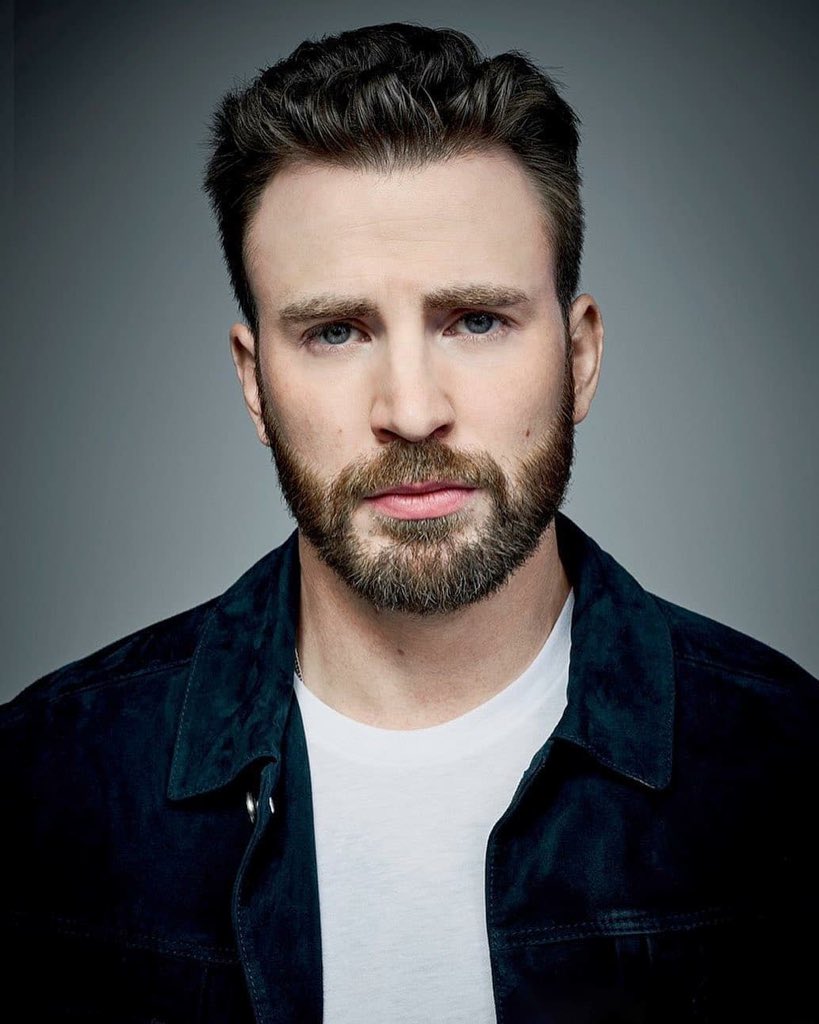 Released outtake of Chris Evans photographed for Variety Studios