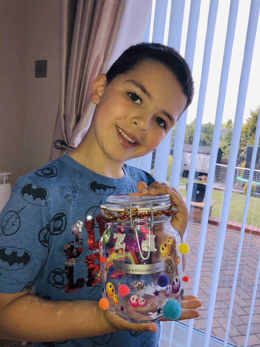 sarahlake3's tweet photo. @unsworthprimary After today’s assembly and Mr Rhodes’ challenge we got straight to work and made a gratitude jar which we will add to each day. Today Zach is grateful for the NHS. #togetherwebuildunderstanding #grateful #NHS https://t.co/Ve1qXYjc0i