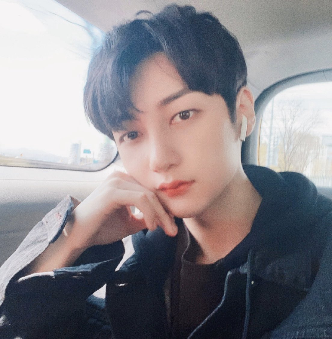 MembersMustb's tweet photo. #시후
오늘 하루도 다들 고생했어요 🥰
이번 한주도 우리 멋비랑 다같이 빠이띵💕 https://t.co/LyCznmM1Fo