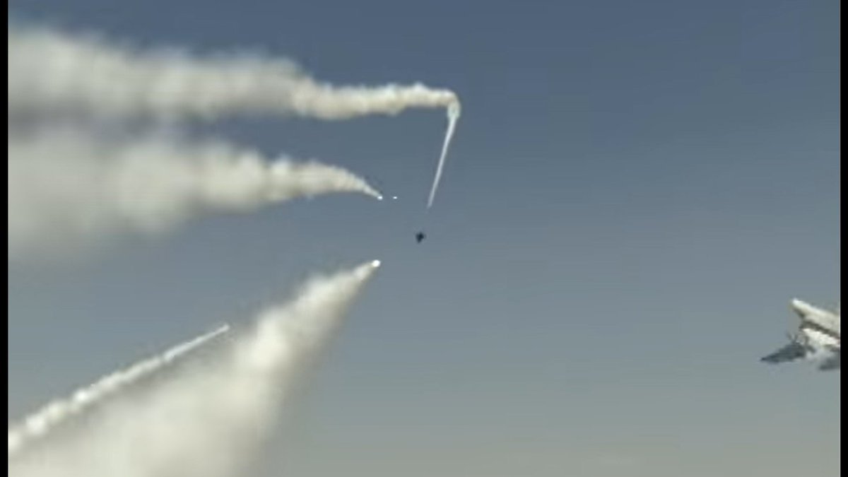 甲冑 Na Twitteru エスコンゼロのopでかっこいい 垂直バレルロールでミサイルを避ける戦闘機 実はサイファーじゃなくて名無しのベルカンパイロットなんだよな よく見るとサイファーがミサイルを撃っている T Co Yxrtr8gasc