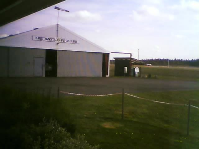 mydogateart's tweet photo. Today's  #randomwebcam is #Everod #Sweden: remote #photography taken in #Plymouth UK #photooftheday  (ps on facebook? find these here daily - and back catalogue) >> https://t.co/DfzU1b0FoP << https://t.co/urdVdS7Vgr