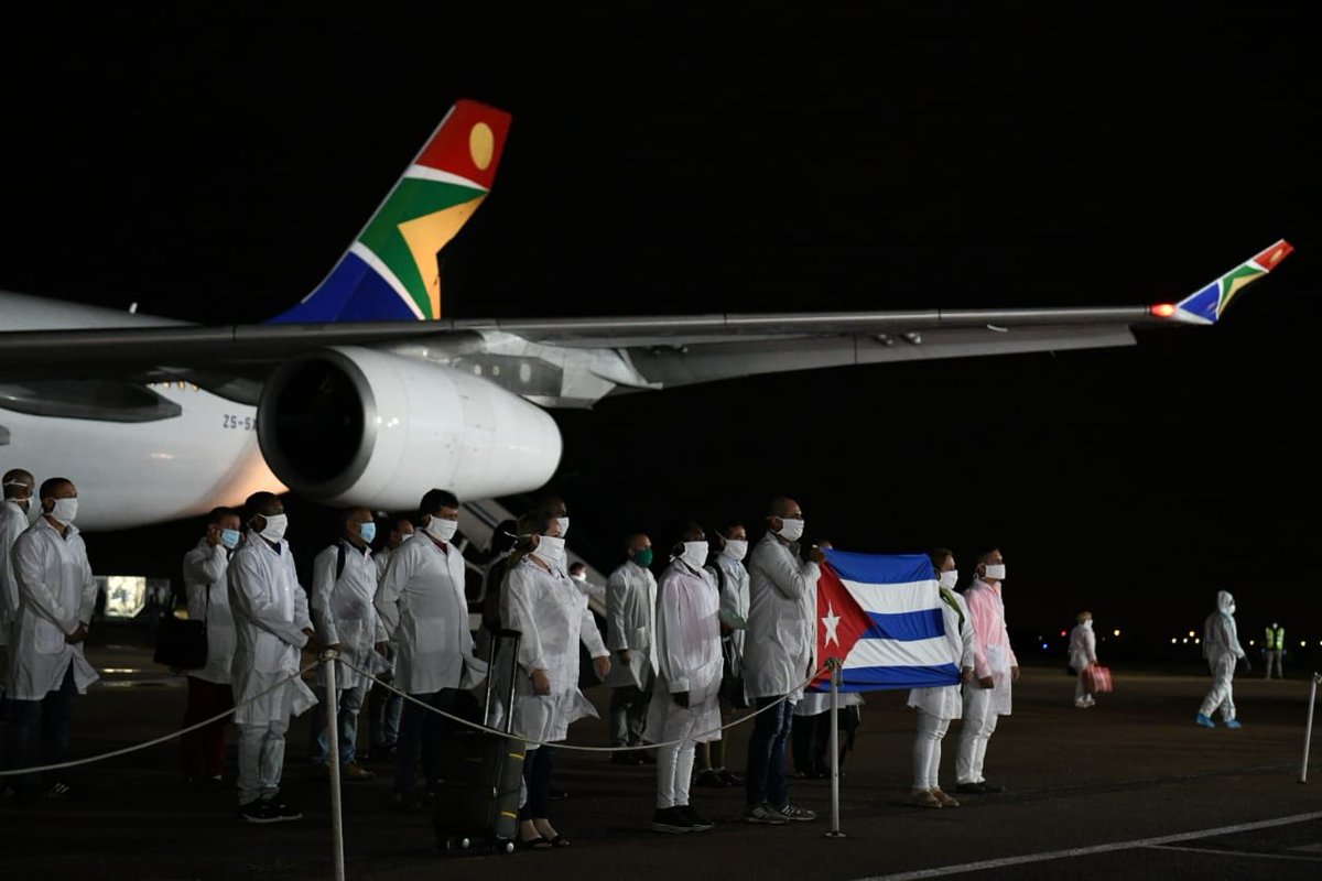 CyrilRamaphosa's tweet photo. The theme for this year’s #FreedomDay is: “Solidarity and the triumph of the human spirit in challenging times”. It is fitting that on this day we should welcome Cuban health experts who have arrived in our country to support our efforts to curb the spread of #COVID19. 🇨🇺🇿🇦 https://t.co/dVJO6hZaVr