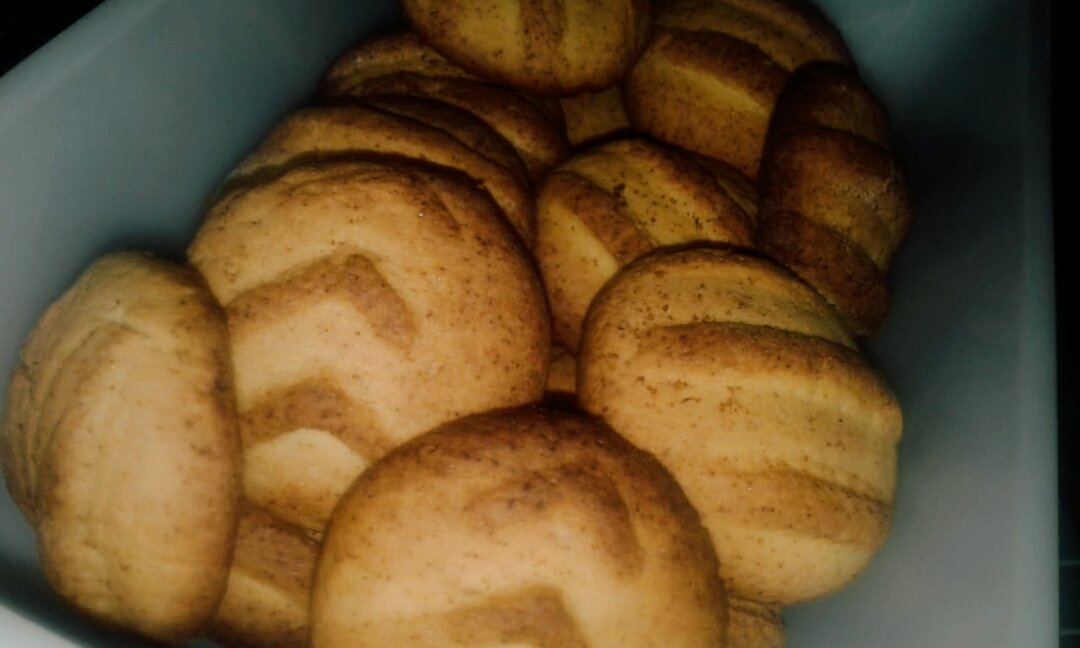 Puleng_ST's tweet image. It would be very nice to have some biscuits while you #StayAtHomeSA and get entertained by #FergusonsMustFall Order Now On +27 81 326 8446