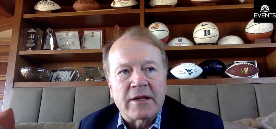 Business executive John Chambers &amp; author Daniel Pink share their wisdom on how leaders can manage during a global crisis. Their top 4 tips  include: be candid, be visible, be fair &amp; be open to change. 

buff.ly/2VBwzYZ