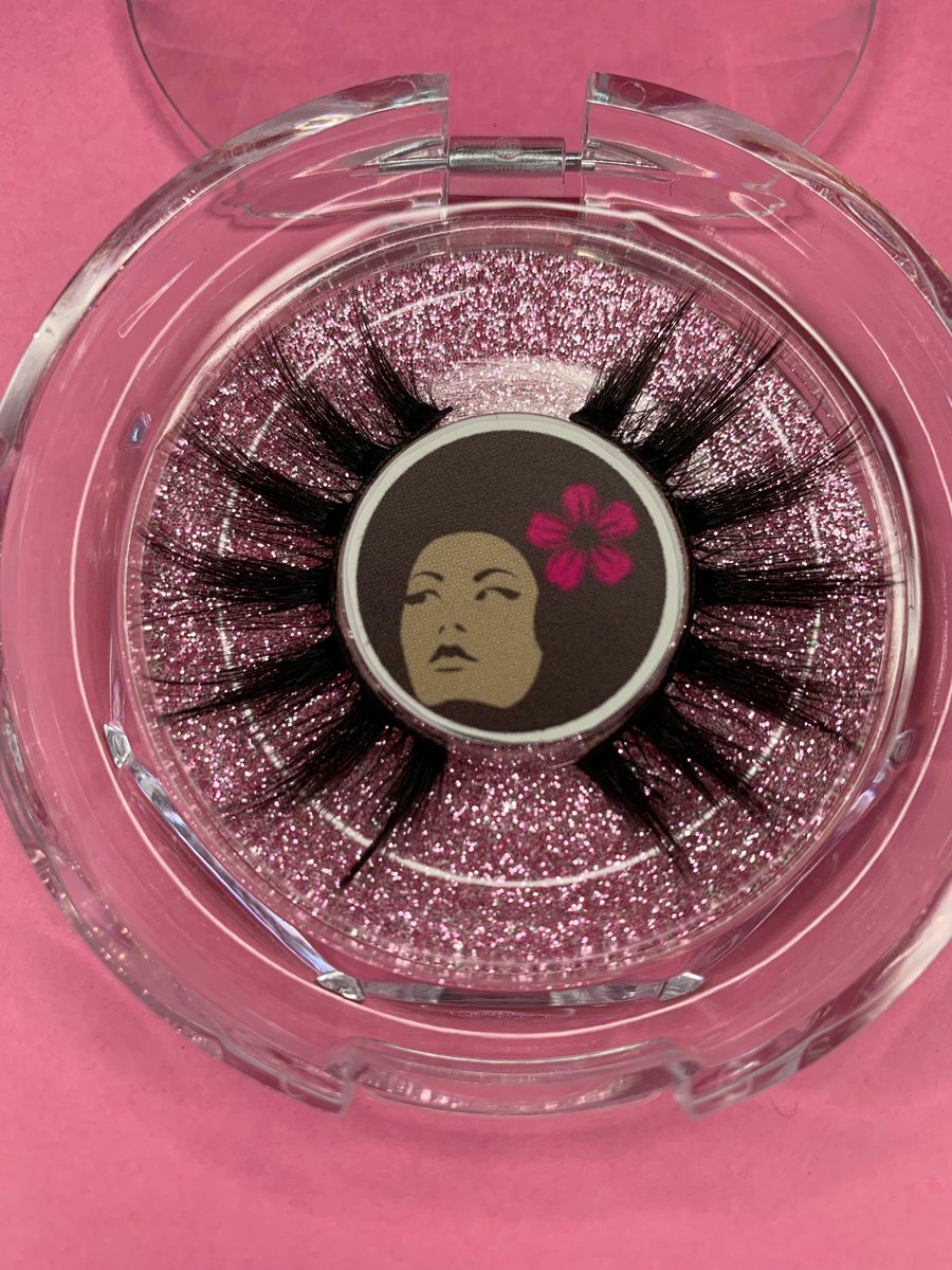 BeaTheExplorer_'s tweet photo. Loving the look? Check the #BadBeaCollection using the link in bio to get the #badbealook
.
.
.
.
.
#lockdownhustle #BlackTwitter #BusinessWoman #business #supportsmallbusiness #suppportblackbusiness #lashes #mink #fauxmink #retweet #like #follow #fyp #ceo #immaboss https://t.co/MxfBJS9EPv