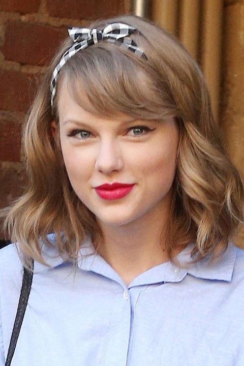 Taylor Swift in 1989 era A thread: