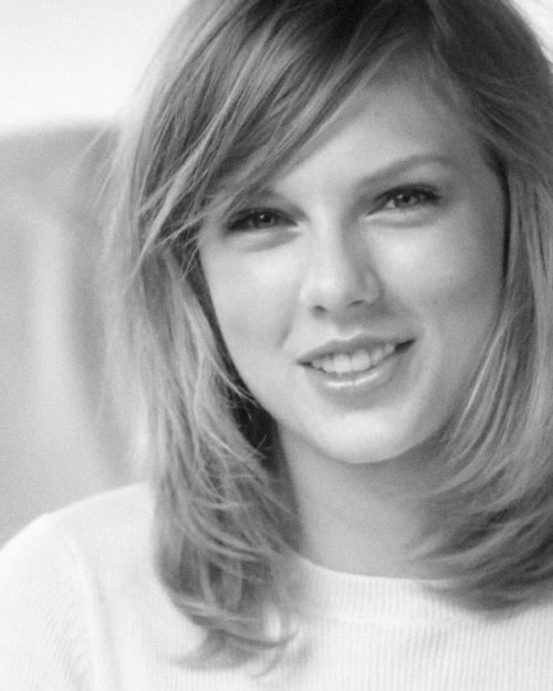Taylor Swift in 1989 era A thread: