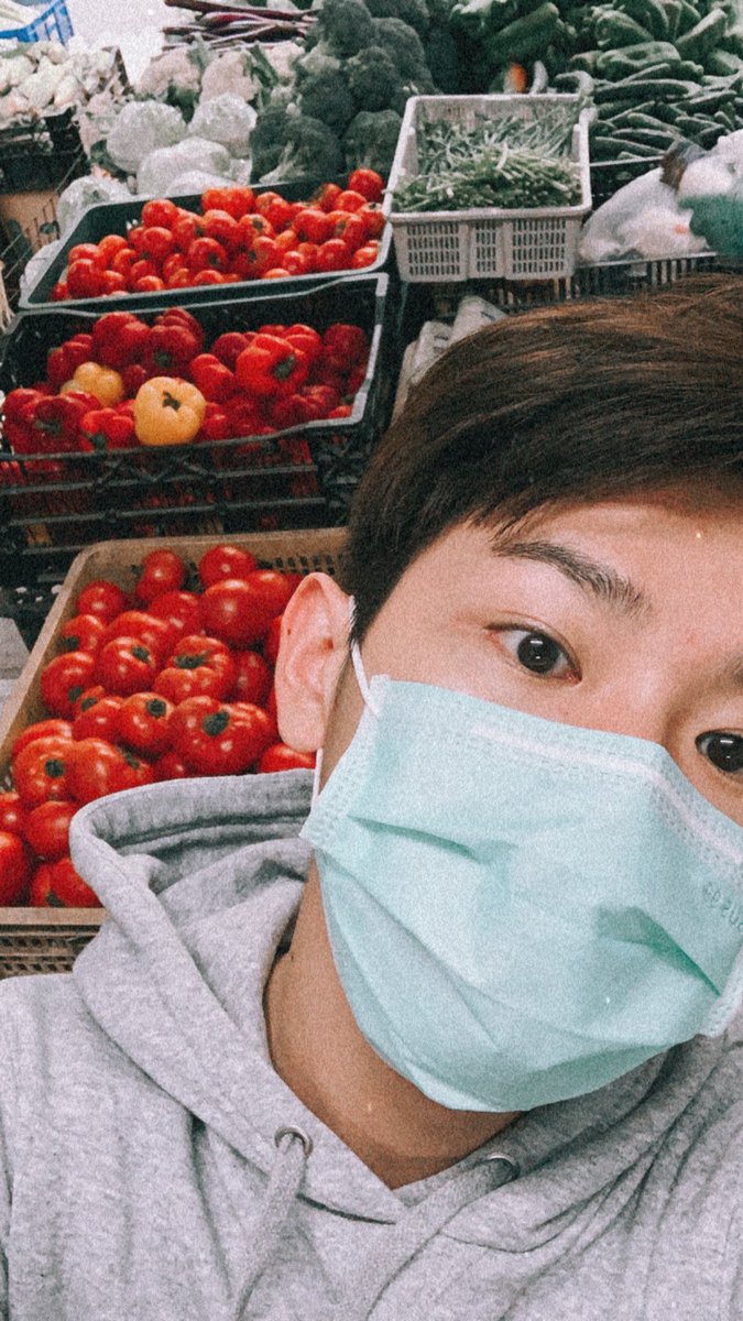 來菜市場 幫忙賣菜
#什麼菜都有歡迎來挑菜