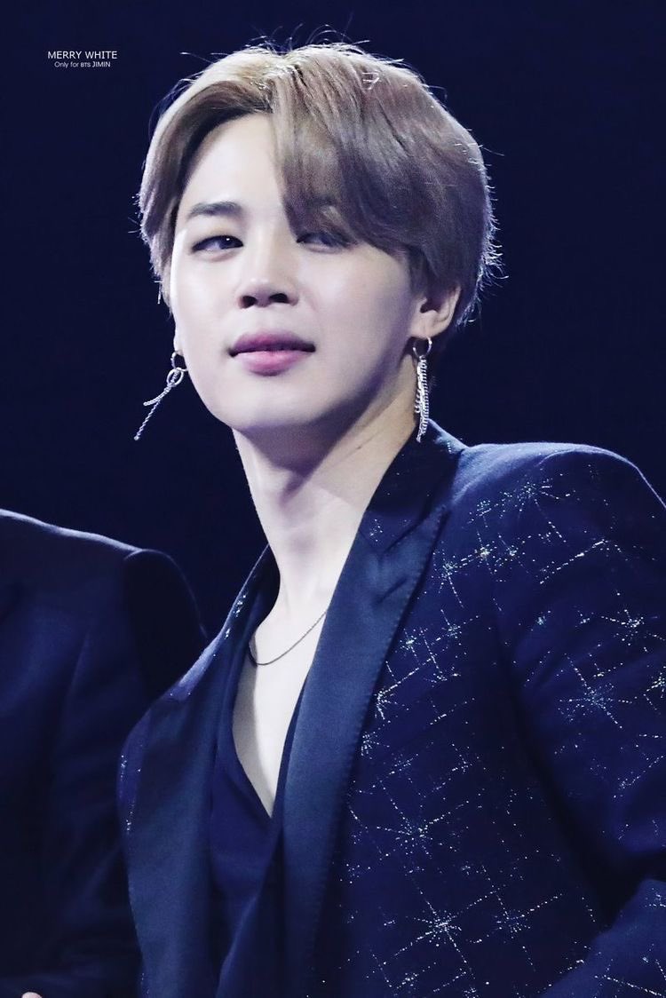 glass doll / glossy jimin      — a pretty thread;