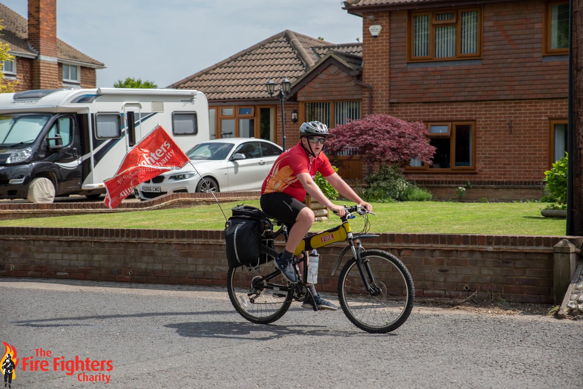 AndrewDaneUK's tweet photo. #OneLadsChallenge 2020 bike ride for @firefighters999 has been cancelled. But fundraising continues and my #FireFamilyChallenge is planned and ready to go. I will put it here as soon as it is ready. @Hants_fire @NeilOdin @CFOESFRS @HFRSSteveApter @AndyBowers63  @PeteWhite999 https://t.co/yijeEfc0of