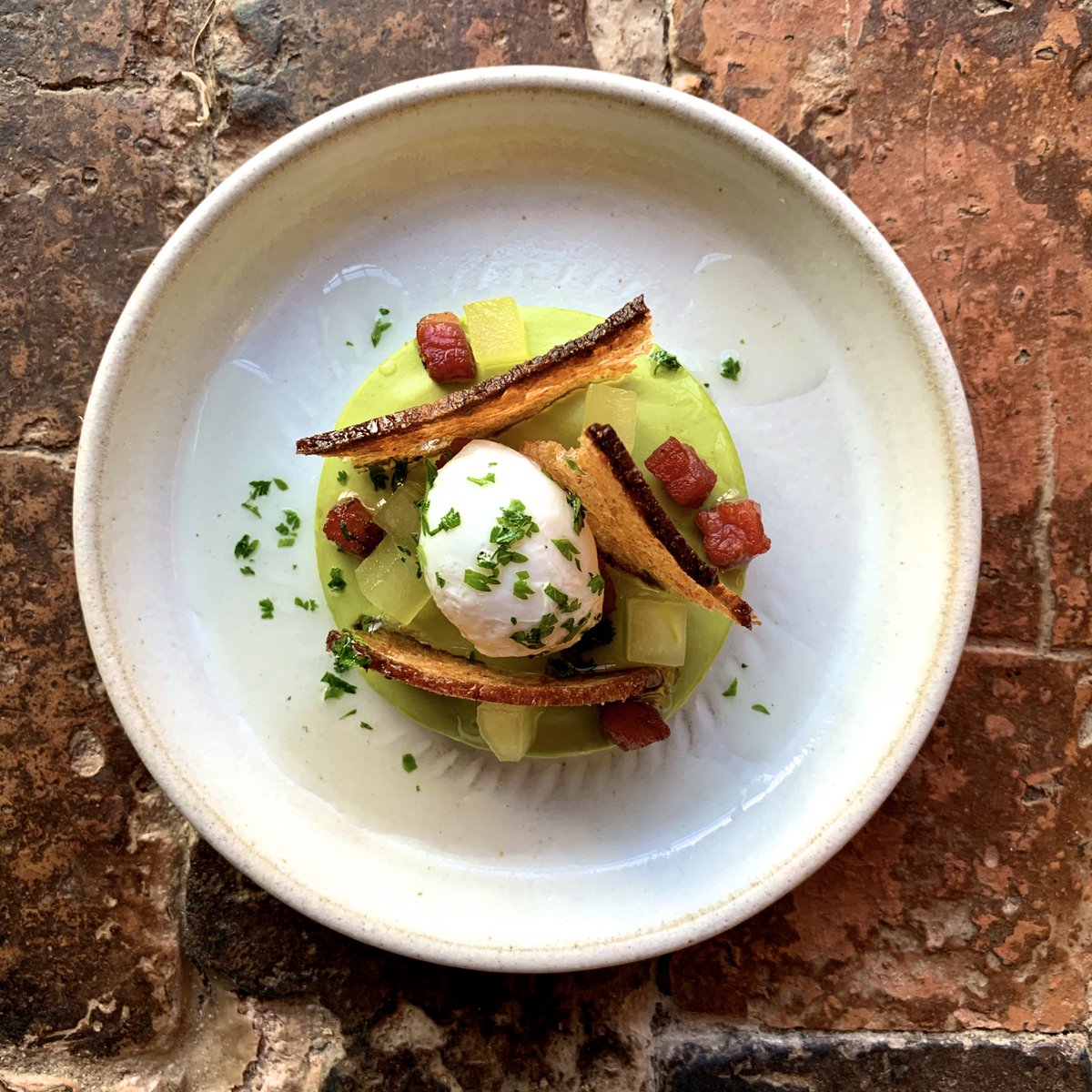 Asparagus, bacon, apple, chervil, quail's egg &amp; sourdough - the best seasonal ingredients from our garden &amp; local suppliers. Would 100% be on the menu if we were open, but you can still make the most of the #wyevalleyasparagus season at home  #foodblog #seasonalfood #localfood