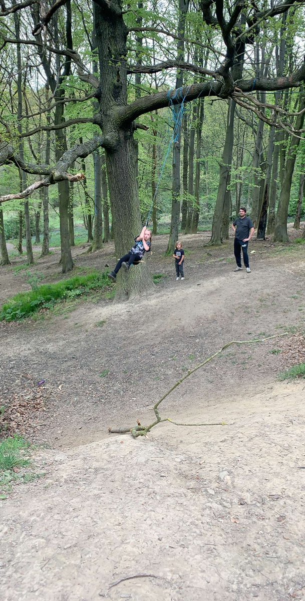 emlexie's tweet photo. A day exploring in the woods🌳🥀🍄🌿🌲 https://t.co/ncx2jbepkn