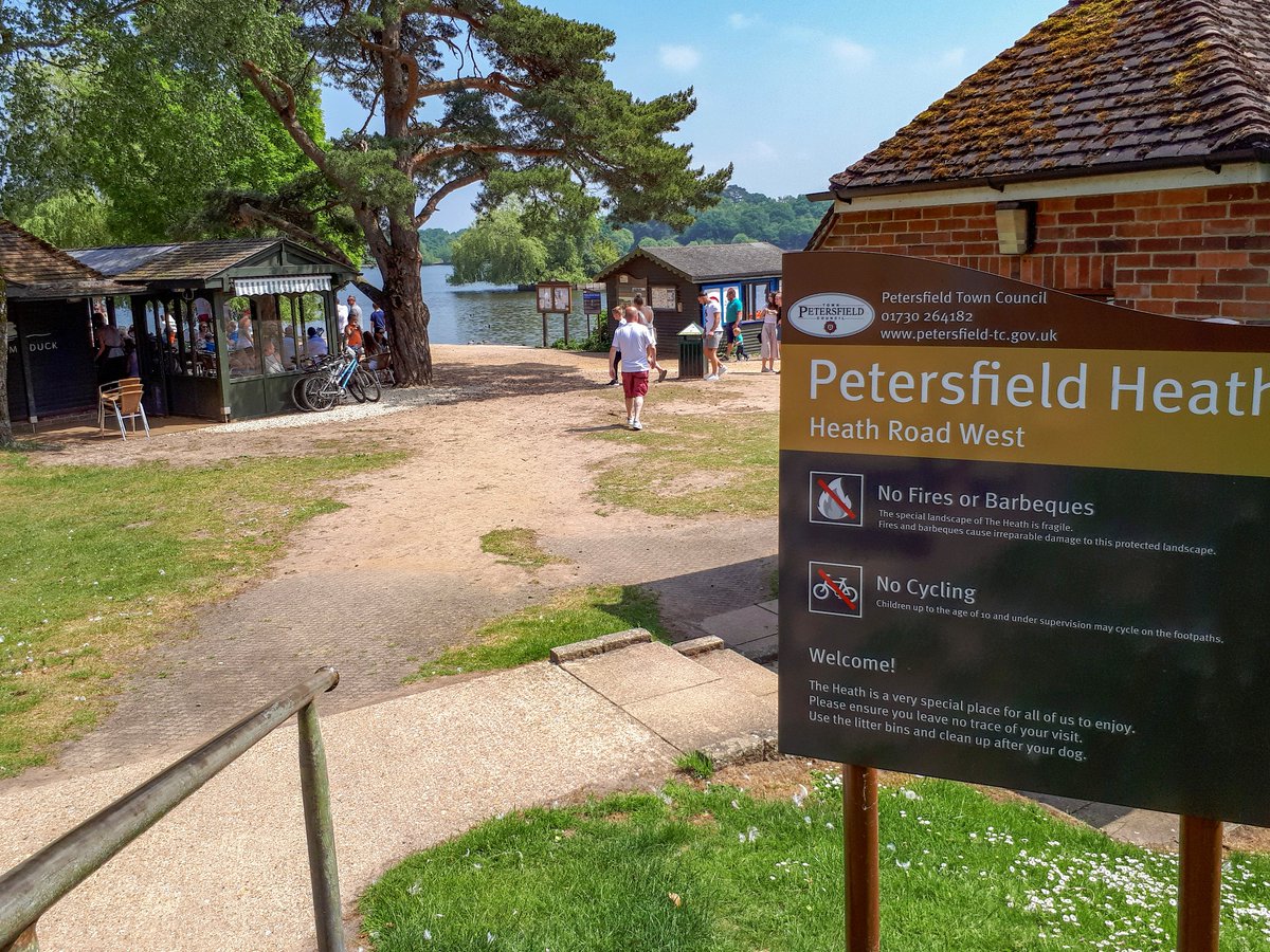 RHubPetersfield's tweet photo. Summer is on its way and maybe we'll be ble to get out and enjoy our lovely Heath in the sunshine. #Heath #pcresourcehub #petersfield #community https://t.co/8PL4e9Zjno