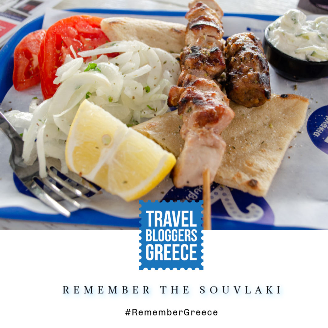 travelbloggersG's tweet photo. REMEMBER THE SOUVLAKI
A shout out to the best Greek food 💁‍♀️
Who doesn't love the #souvlaki?! #RememberGreece #travelbloggers #travelbloggersgreece #Greece https://t.co/REnKoPqerp