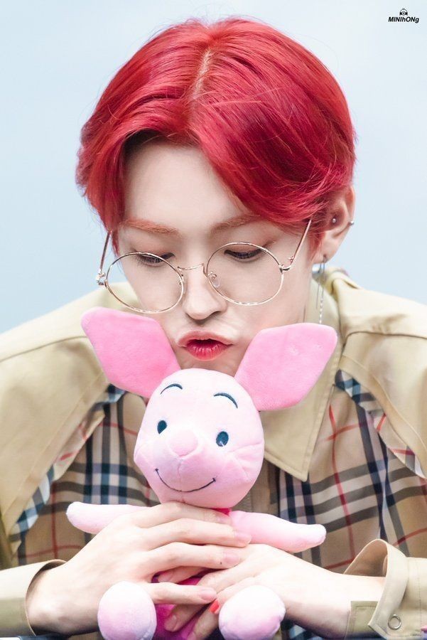 Hongjoong& #39;s pout.A devastating thread