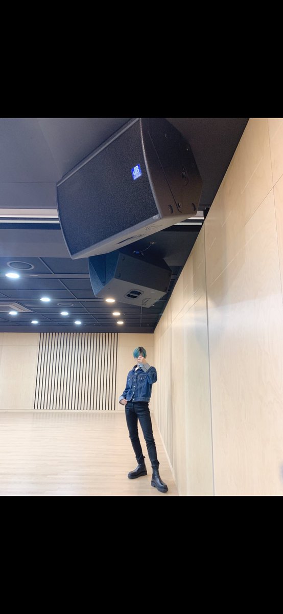 he& #39;s 70% legs??