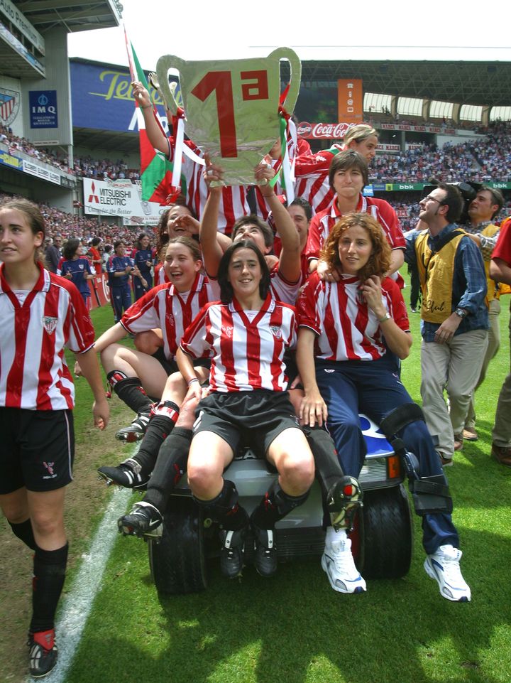 AthleticClub's tweet image. 🔝 Comenzaba una etapa llena de éxitos en la andadura de esta sección del Club 🦁

𝗟𝗮𝘀 𝗽𝗿𝗶𝗺𝗲𝗿𝗮𝘀 𝗹𝗲𝗼𝗻𝗮𝘀, 𝗹𝗮𝘀 𝗽𝗿𝗶𝗺𝗲𝗿𝗮𝘀 𝗰𝗮𝗺𝗽𝗲𝗼𝗻𝗮𝘀
🔗 ath.tw/1Super

#AthleticClubFem 🔴⚪️