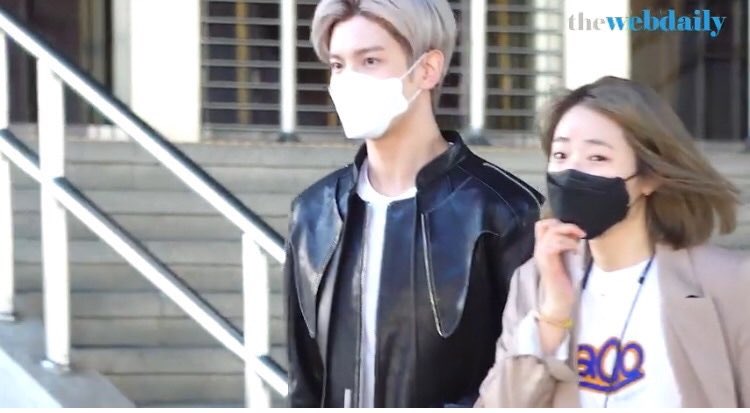 Tvxq ソロ活のお礼はbとdの間のcカシオペアにしかしんのにこういう時だけビギにすり寄るし 文章も誰かに作ってもらったようなテンプレやん ボブ子に作ってもらったんかな チャンミン インスタ ボブ子