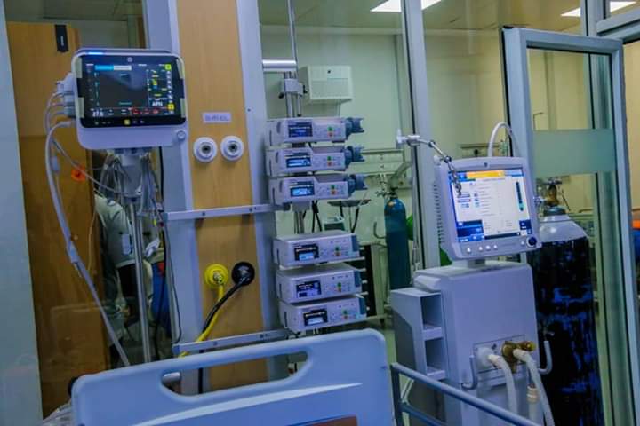 PrinzDebola's tweet photo. 11 Ventilators At Ibom Specialist Hospital 

4 new ventilators provided by Governor Emmanuel at Ibom Specialist Hospital in January 2020.

Newly set up Emergency Operations Isololation unit fully operational

1500KVA Power Generating Plant recently acquired at ISH
#AkwaIbomIsSafe https://t.co/BAxkpYFC0z