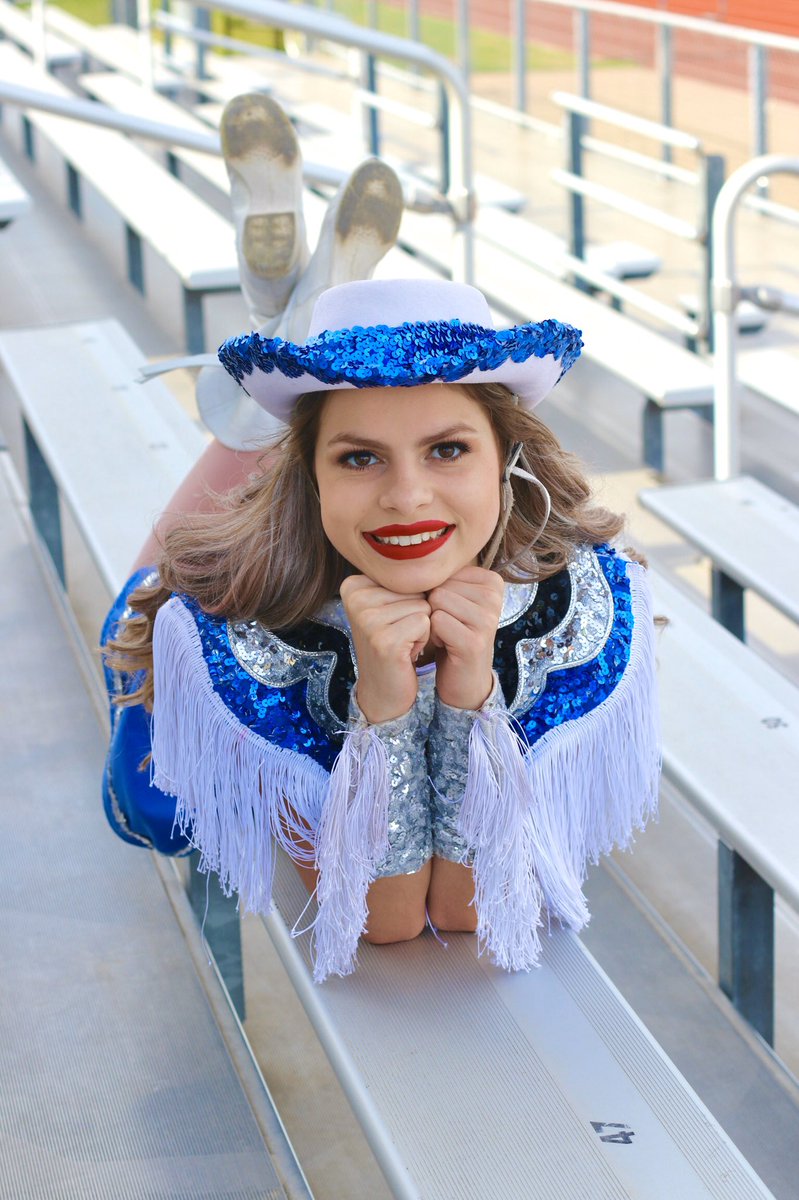 JplusLPhotos's tweet photo. @chssparklers 📸✨ The gorgeous Emiley Baker! https://t.co/svfFqFrB95