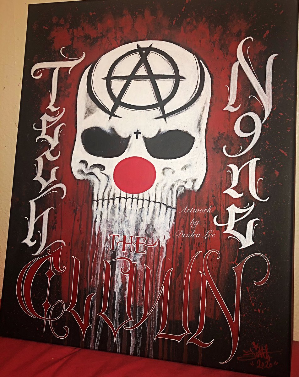 alittleartwork's tweet photo. @TechN9ne piece by yours truly! The Clown 🎈inspired by “Outdone” @StrangeMusicInc hope y’all like it!!! #TechN9ne #StrangeMusic #EnterFear #Outdone #TechN9neMask #TheClown #canvas #artwork #acrylicpainting #art #calligraphy #lettering #technician https://t.co/JHKx7BDXGh