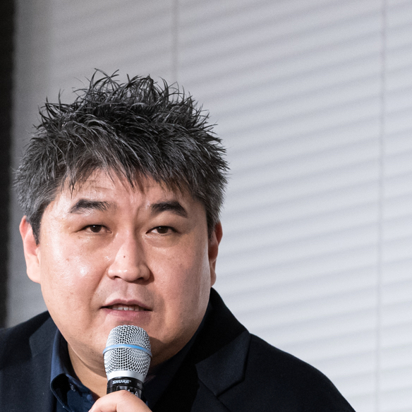 勝浦雅彦masahiko Katsuura 春は揚げ物 やうやう白くなりゆく生え際すこしあかりて 村さ来断ちたる苦悶の細き田中来たる