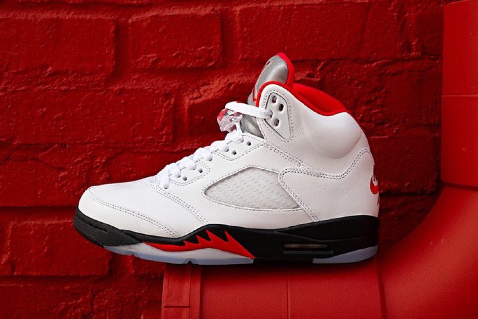 ClicksSupreme's tweet photo. Air Jordan 5 “Fire Red” 2020
Release Date: May 2nd, 2020
$200
https://t.co/BbOud9LGuq https://t.co/QvREP1pWK0