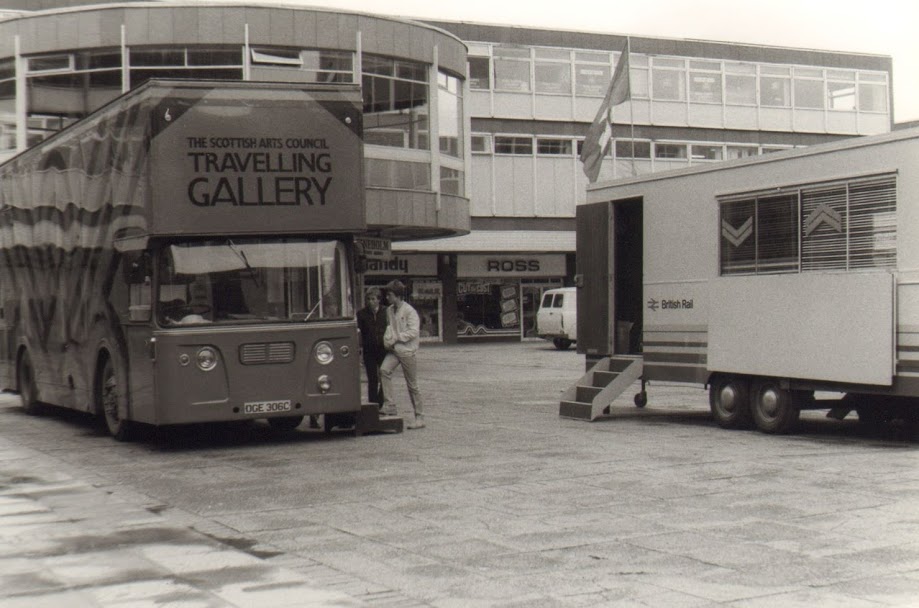 travgallery's tweet photo. Enjoy some fantastic images of the very 1st Travelling Gallery touring Scotland. 

Fun facts, Travelling Gallery was founded in 1978 and the 1st livery was designed by Scottish Artist, Arthur Watson. 

#ArthurWatson #TravellingGallery

@RoyalScotAcad @CreativeScots @EdinCulture https://t.co/Pn2orfaOMH