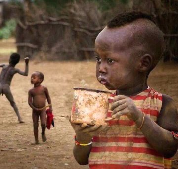 matladi123's tweet image. Bear in mind that kids immune system is not that good. One child get sick in class all of them will actually it's a norm. Opening schools early will cause disaster you will not fix. Online studying is a pain but think of this small bodies.