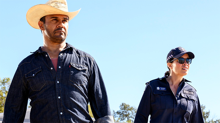 traceysen's tweet image. Ivan Sen’s Mystery Road, Australia's greatest franchise via @FlicksAustralia bit.ly/2VF8LU6 #Indigenous