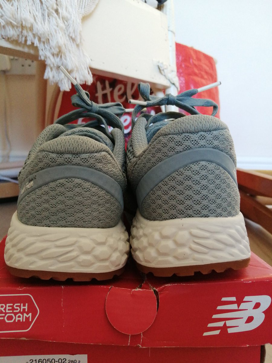 Rachelnoble3's tweet photo. @NewBalanceUK @SportsDirectUK Hi, my boyfriend ordered these trainers for me for my birthday, meant to be £80 and they are very poorly made. They are the same size but don't match. You can see in the 2nd picture there is about an inch difference in the height. Very disappointed. https://t.co/1P2olJwtAc