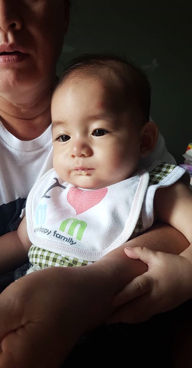 yekaaa23's tweet photo. So excited for food.. kali pertmanya dedek mam,, ddek mam pure pisang .. masyaallah s bsar mma ika p ank bayi https://t.co/lnYoXM8sH2