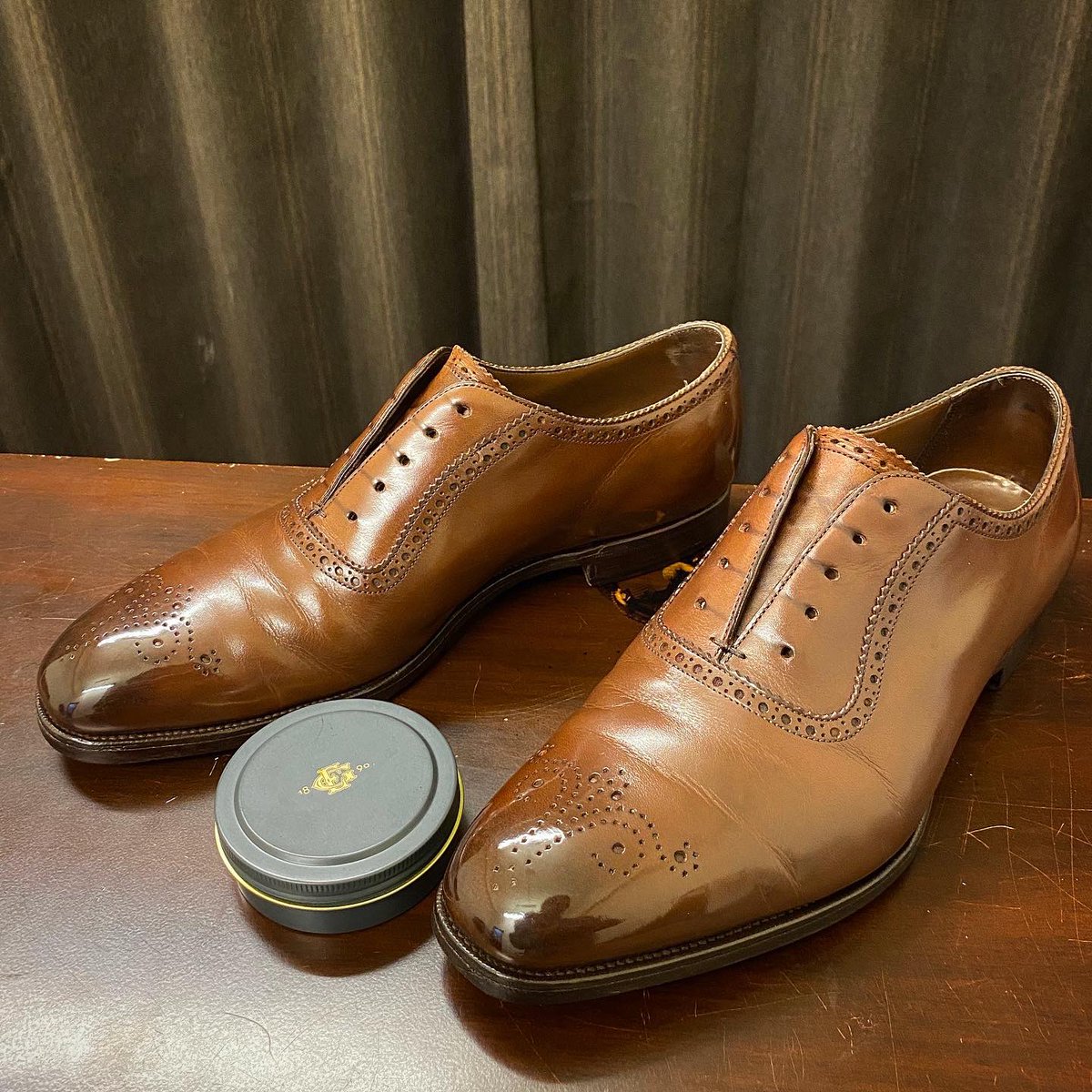 小川恭生 On Twitter Edwardgreen エドワードグリーン Shoeshine Shoepolish Bootblack アーティストパレット パレットシャイン 鏡面磨き 靴磨き Shoerepair Gakuplus 名古屋 愛知 恭の靴磨き 恭の靴修理 紐付け忘れた Https T Co 3ra9nojt5g