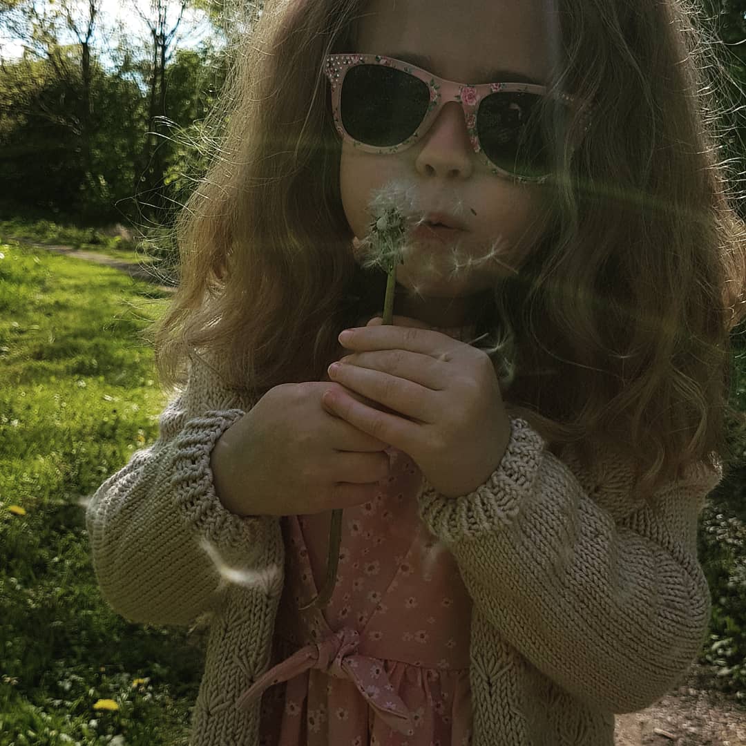 keithercat's tweet photo. we're going on a bug hunt @MissSeaton @ashbridgeschool https://t.co/gdmCGslLYJ