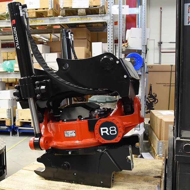 Rototilt_UK's tweet photo. Yeeey - our first serial produced QuickChange™ Gen. II products have left the Rototilt factory!
✔️ Machine Coupler QC 70
✔️ Tiltrotator R8 w Attachment Frame QC70 and Quick Coupler QC70
More @ https://t.co/kgonyCx5bs
🔴⚫👏🤩✨
#rototilt #quickchange #tiltrotator #securelock https://t.co/z6YB6bhox6