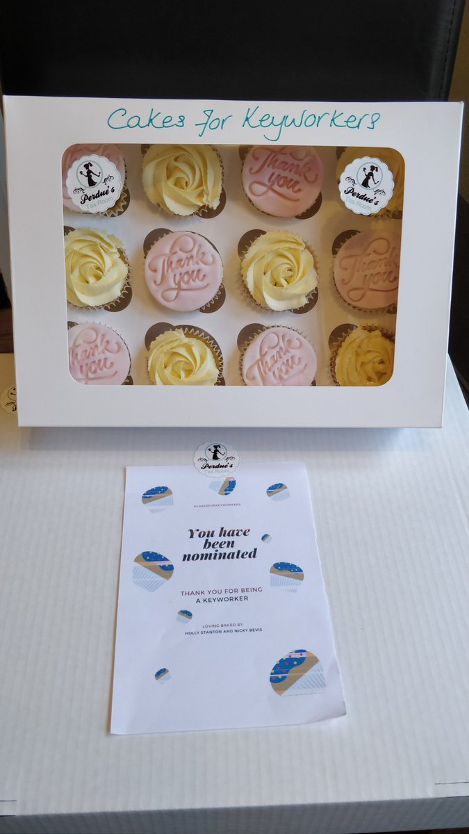 KingsleyHomes's tweet photo. Thanks to all at Perdueβs Tea Room for delivering amazing cupcakes for staff at Heron Lodge Nursing Home. The tea room, in Rollesby, is closed due to the pandemic but staff have been volunteering their time and resources, donating cakes to local key workers.
#Wroxham #Rollesby https://t.co/i65QPa2c20