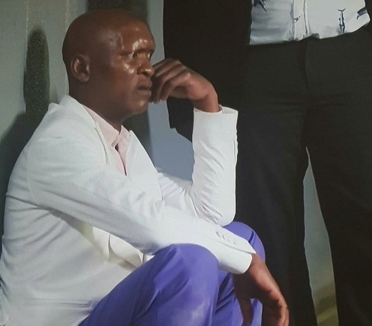 Success_45's tweet image. Everytime I log onto  tweeter somebody is falling. Entlek this lockdown should end before we all fall. #FergusonsMustFall