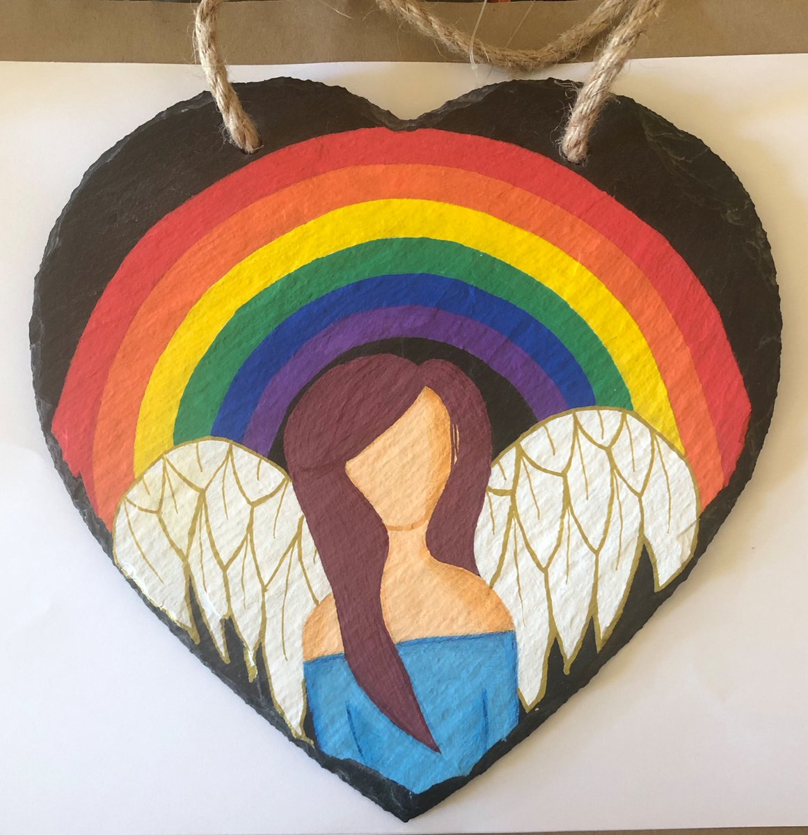 Gemmalevers's tweet photo. Todays #art for the #NHSThankYou comfort pebble scheme. Slate Heart Piece to go in the box. I’m proud of this one TBH ❤️💛💗💚🧡💜💙 

#MondayMotivation #ArtistsAtHomeSessions #StayHome #StayHomeSaveLives #BeKind #kindnessrocks #covidsafe #rainbow #angel #fairy https://t.co/MOuwlRxqR6