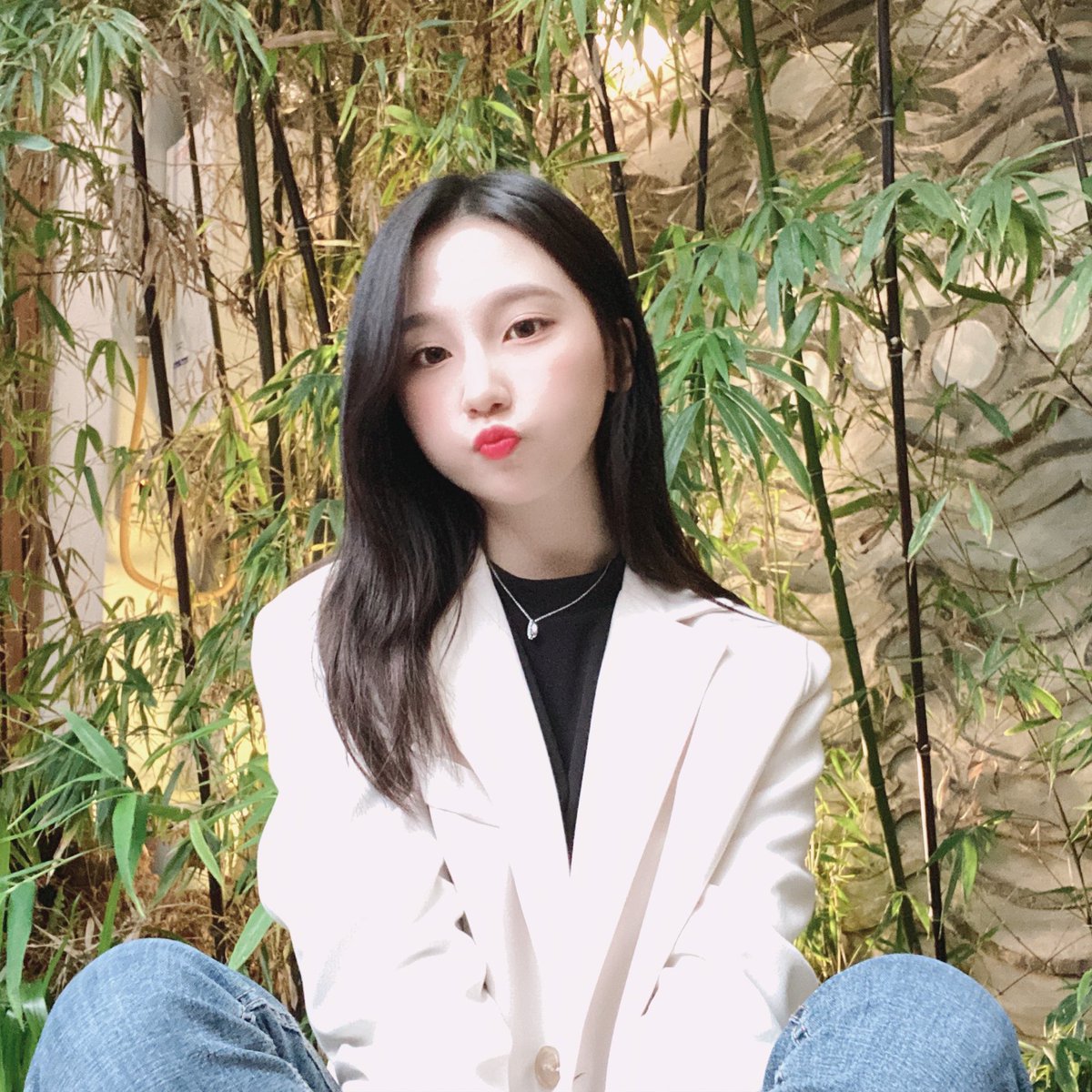 SIS_twt's tweet photo. 밀리들~ 팬카페 글 올라오신거 보셨나요?!
저희 에스아이에스 열심히 컴백 준비중이니 조금만 기다려주세요 !! 밀리들 깜짝 놀라는 모습으로 돌아올게요 얼른 봐요 🙋🏻‍♀️☺️
사진은 올리고 싶은게 많아서 다 올려요 호호

#SIS #에스아이에스 #세빈 #SEBIN
#kpop #idol https://t.co/P28p4fYtNK
