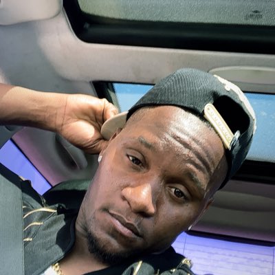 AllenRowland8's tweet photo. #NewProfilePic https://t.co/j5c1rMgN4E