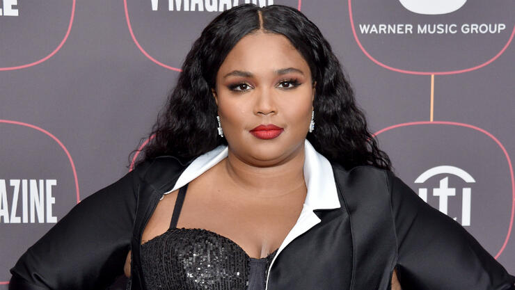 AllNiteRadio's tweet photo. Sending out #Birthday blessings to singer, rapper, songwriter, and actress @lizzobeeating!  #HappyBirthday beautiful 🥳🥳🥳 https://t.co/WvRGNmQrTZ